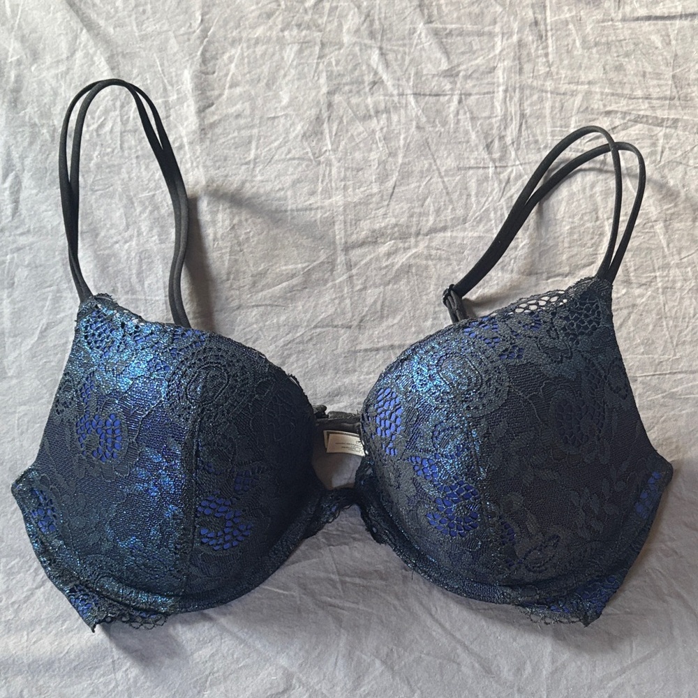 Victoria's Secret Shimmering Navy Lace "Very Sexy" Push-up Bra